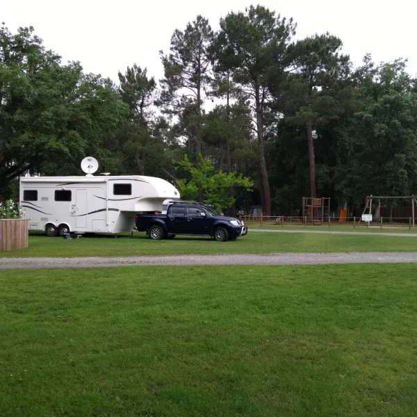 camping-de-bilos-salles-wj9bd