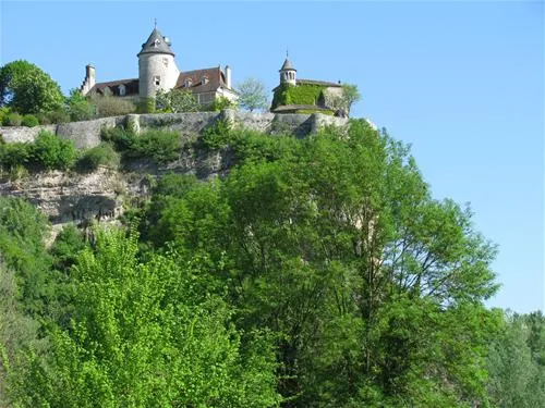camping-sites-et-paysages-les-hirondelles-loupiac-24obr