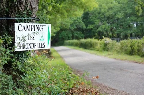 camping-sites-et-paysages-les-hirondelles-loupiac-6pbq9