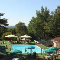 camping-sites-et-paysages-les-hirondelles-loupiac-igjhd