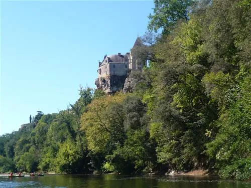 camping-sites-et-paysages-les-hirondelles-loupiac-xie3d
