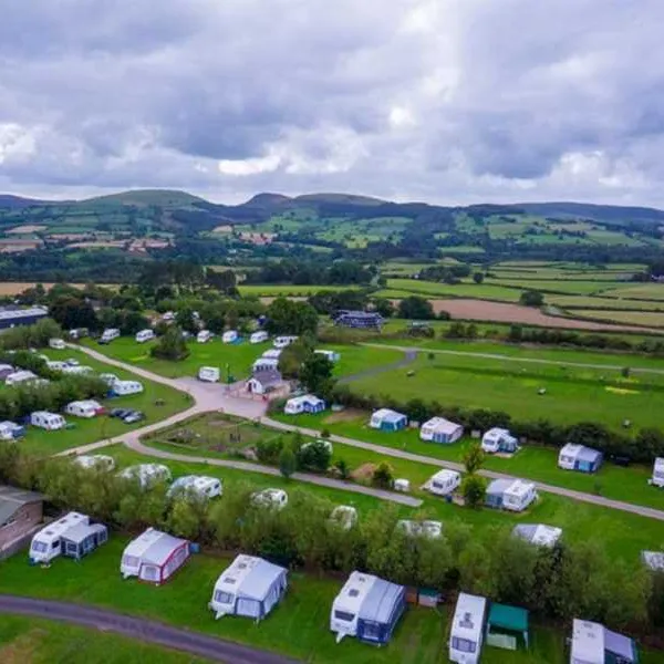 fron-caravan-camping-park-anglesey-fukss