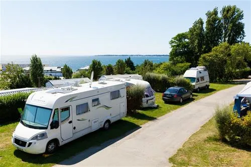 camping-des-sables-blancs-concarneau-06t6u