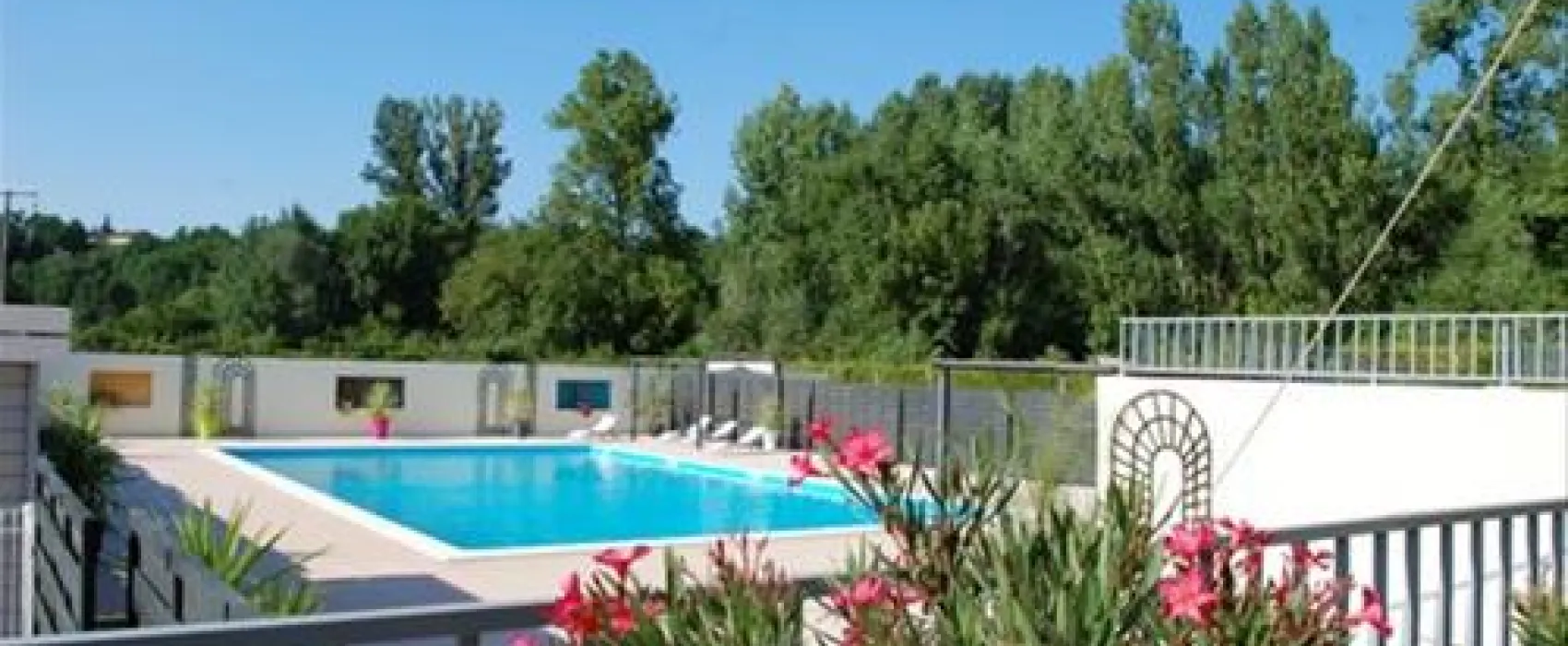 Camping Le Soleil des Bastides  