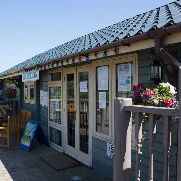 herston-caravan-and-camp-site-dorset-hkkjb