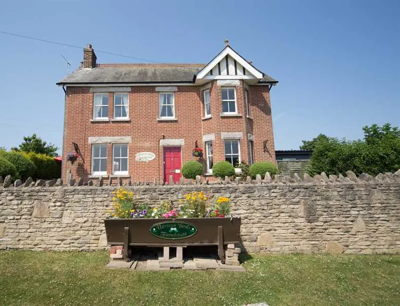 herston-caravan-and-camp-site-dorset-u8ic7