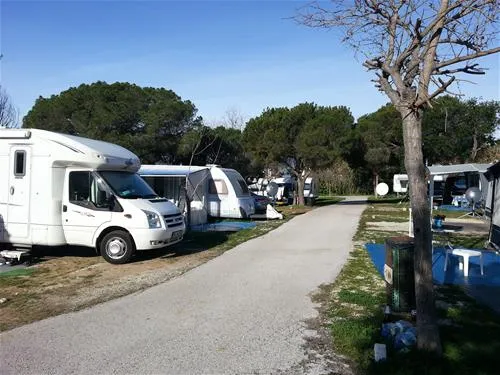 camping-la-buganvilla-marbella-fhvux