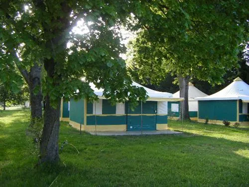 camping-couleurs-du-monde-faverolles-sur-cher-1wxtn