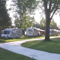 camping-couleurs-du-monde-faverolles-sur-cher-gvtgw