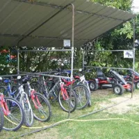 camping-couleurs-du-monde-faverolles-sur-cher-iyrnl