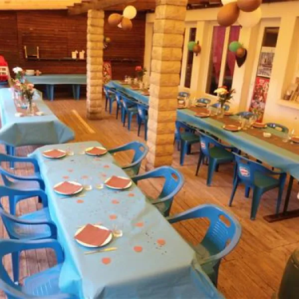camping-couleurs-du-monde-faverolles-sur-cher-yyrtj
