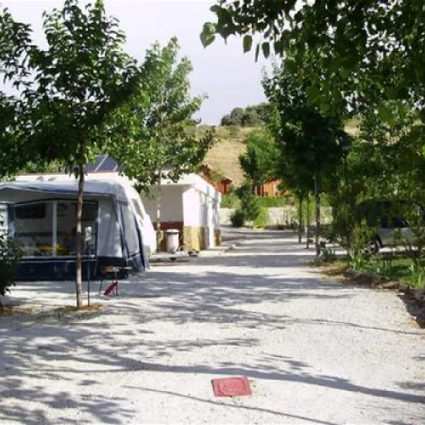 camping-alto-de-viuelas-beas-de-granada-qkj2r