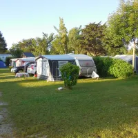 flower-camping-longchamp-st-lunaire-cpgmx