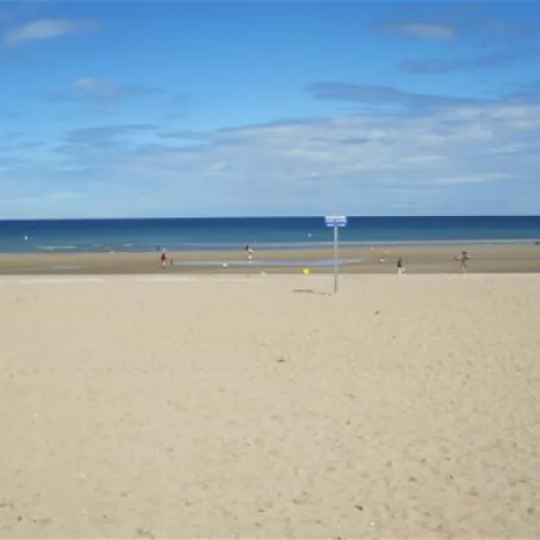 camping-le-point-du-jour-merville-franceville-plage-ecwyu
