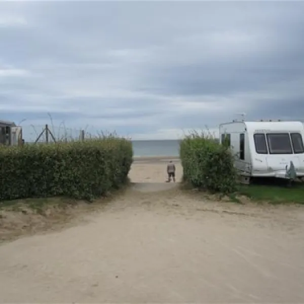 camping-le-point-du-jour-merville-franceville-plage-tr8li
