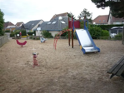 camping-le-point-du-jour-merville-franceville-plage-ycw78