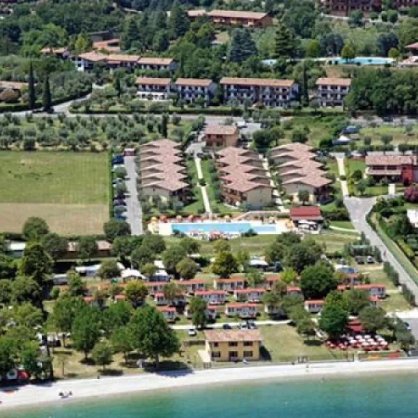 camping-onda-blu-manerba-del-garda-d4f98