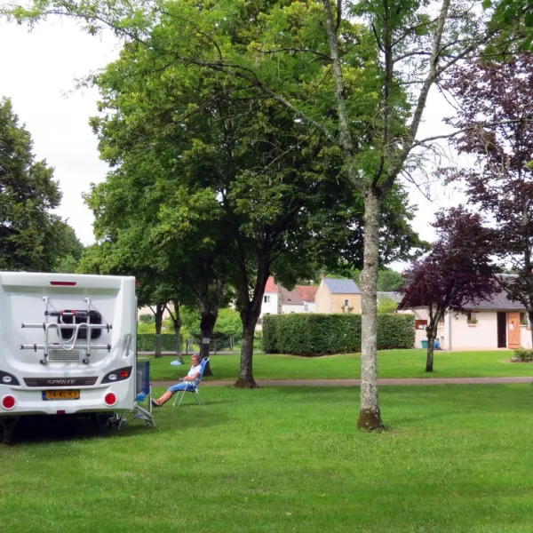 camping-municipal-des-rives-de-la-bouzanne-le-pont-chretien-chabenet-i7dmj