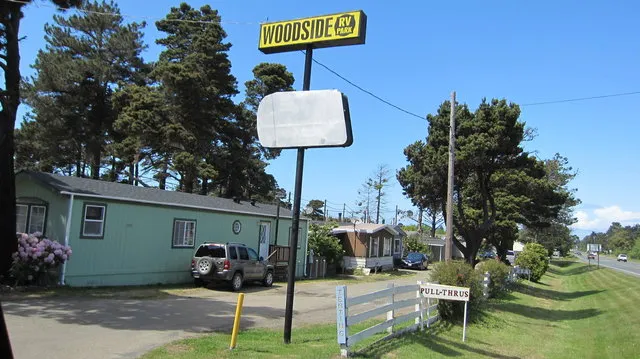 pomo-rv-park-campground-fort-bragg-8ls48