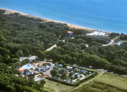 camping-les-cupressus-la-cotiniere-r3px8