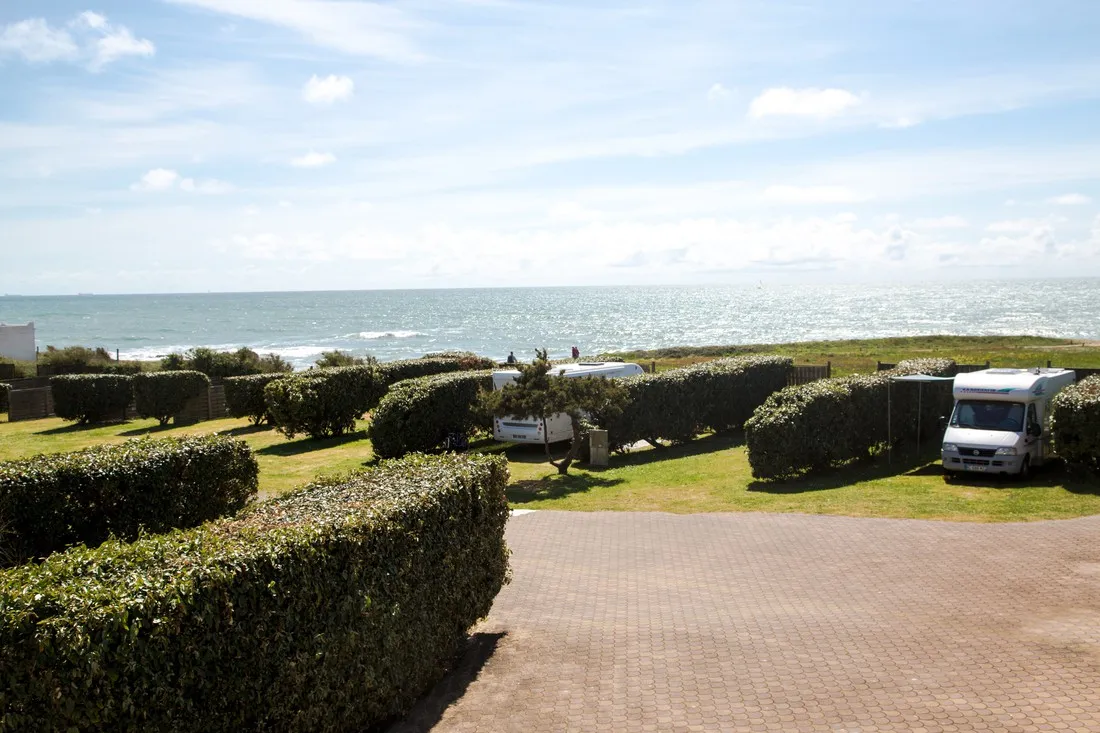 camping-la-govelle-batz-sur-mer-khnlp