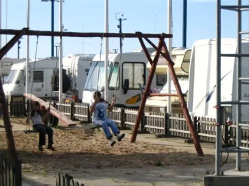 pirita-harbor-camping-tallin-dwi4h