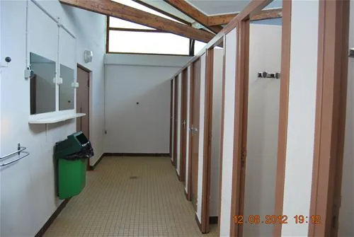 campsite-tours-val-de-loire-saint-avertin-vwzie