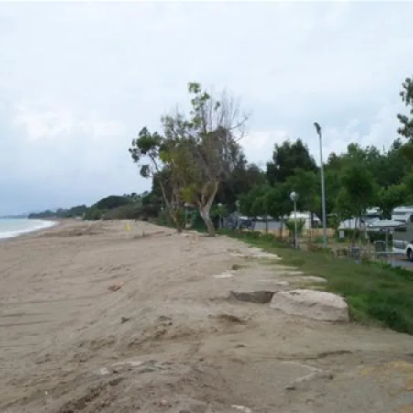els-prats-village-beach-camping-park-miamiplatja-angvs