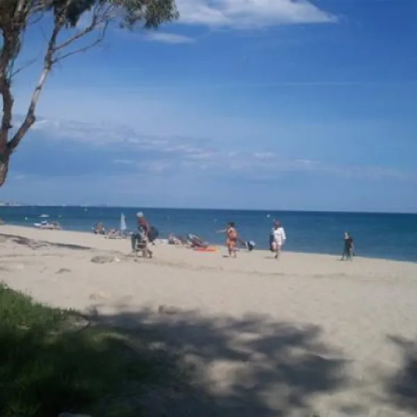 els-prats-village-beach-camping-park-miamiplatja-h3yxj