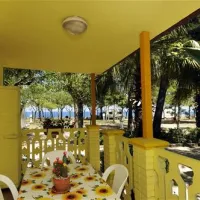 international--camping-torre-cerrano-pineto-x695g