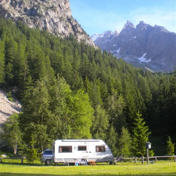 camping-monte-bianco-la-sorgente-courmayeur-wha9t