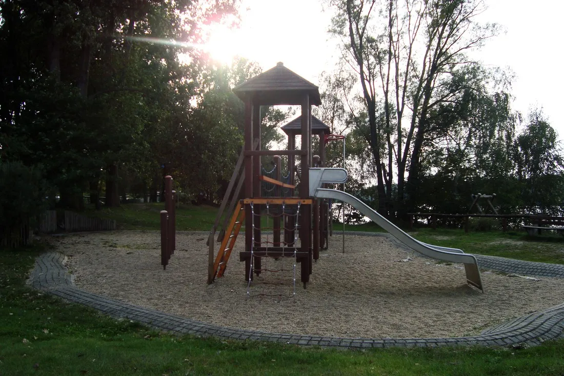 bungalowgarten-im-zeltplatz-koblenz-am-knappensee-lohsa-6ns4b
