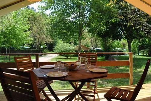 camping-la-castillonderie-thonac-78lao