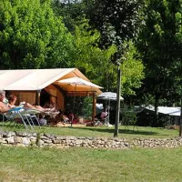 camping-la-castillonderie-thonac-et4wp