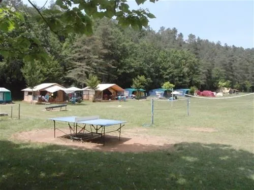 camping-la-castillonderie-thonac-yhoba