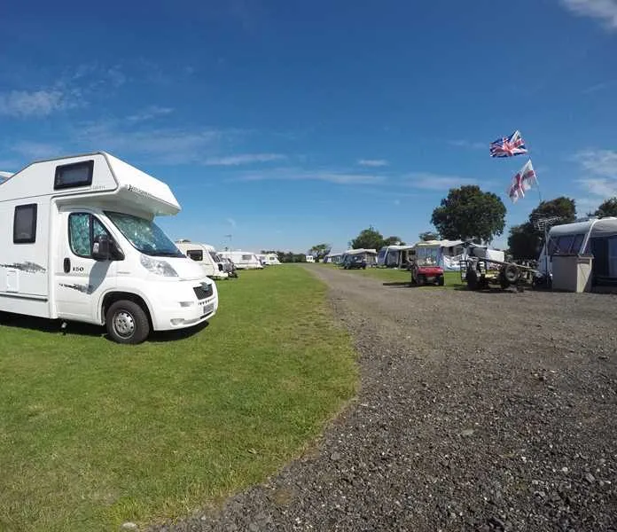 the-hollies-camping-leisure-resort-suffolk-hiq4r