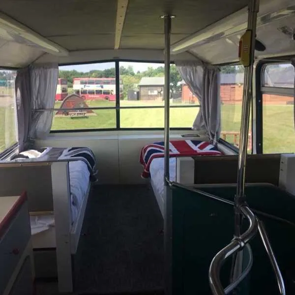 the-hollies-camping-leisure-resort-suffolk-isdui