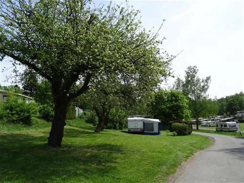 camping-spitzer-stein-grnberg-2731x
