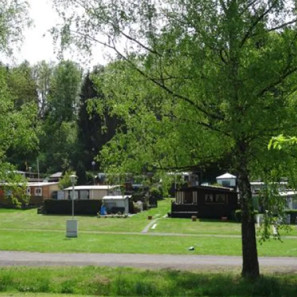 camping-spitzer-stein-grnberg-99ep8