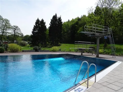 camping-spitzer-stein-grnberg-gi6ix