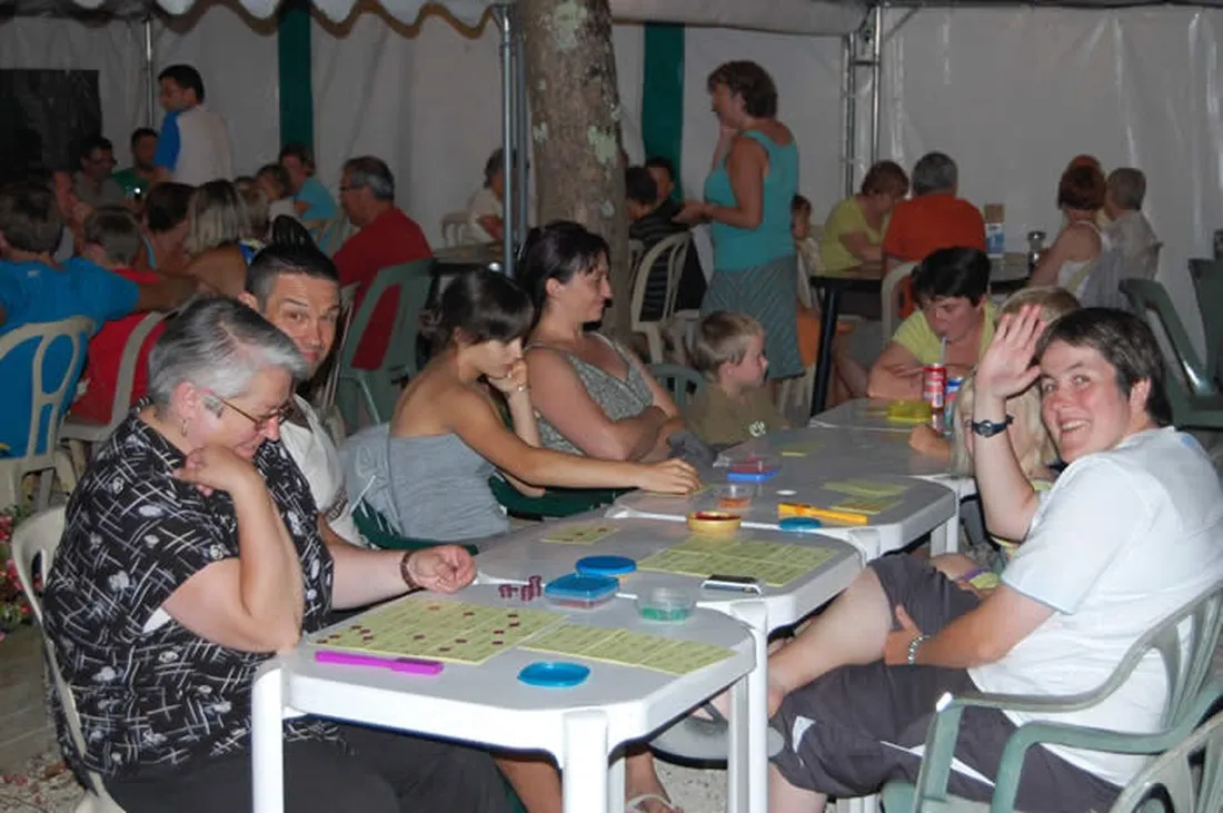 camping-le-bosquet-domme-ot0mu
