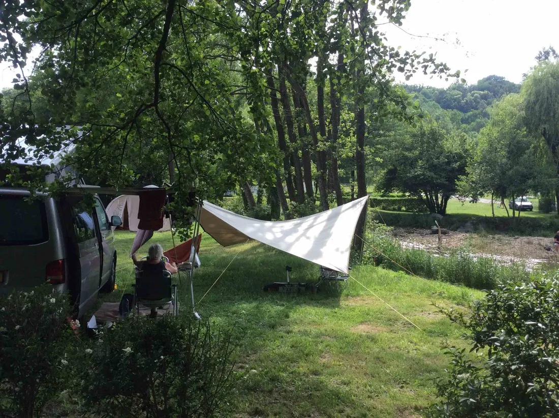 camping-de-roybon-isre-zovxu