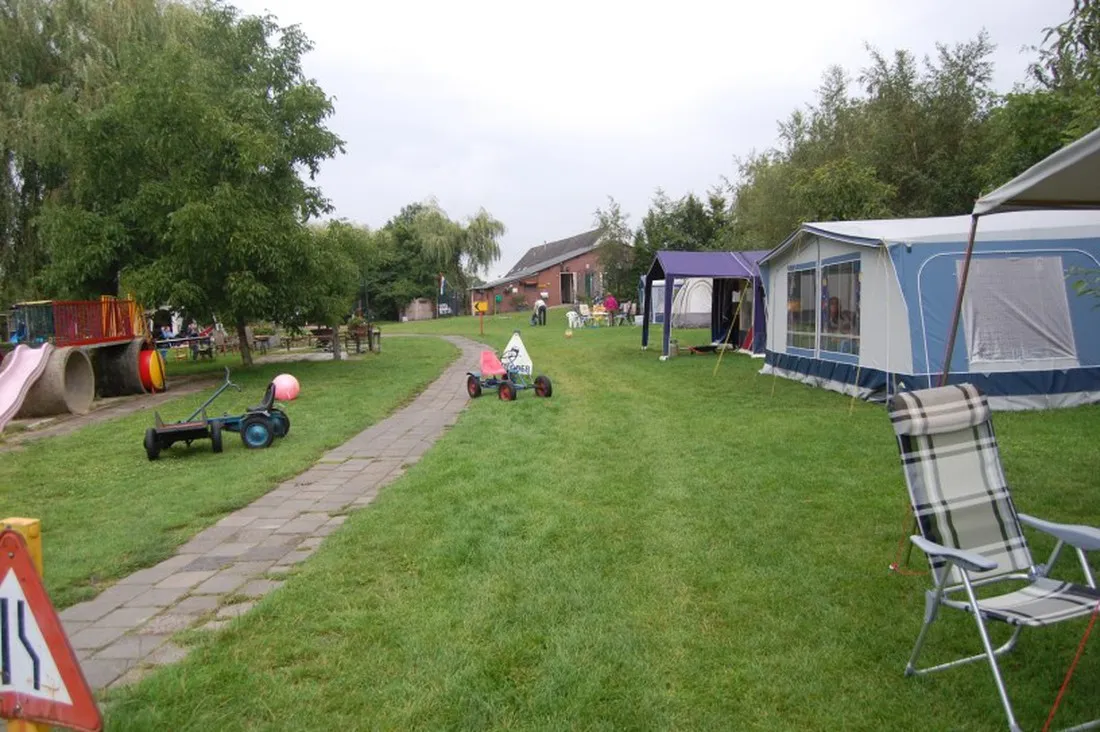 camping-hoeve-heikant-lage-mierde-fzoic