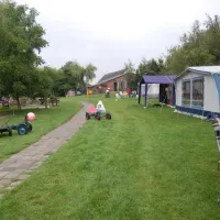 camping-hoeve-heikant-lage-mierde-fzoic