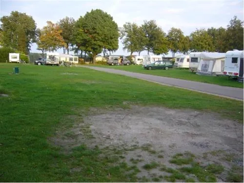 camping-klein-vink-rekreatie-arcen-4ultz