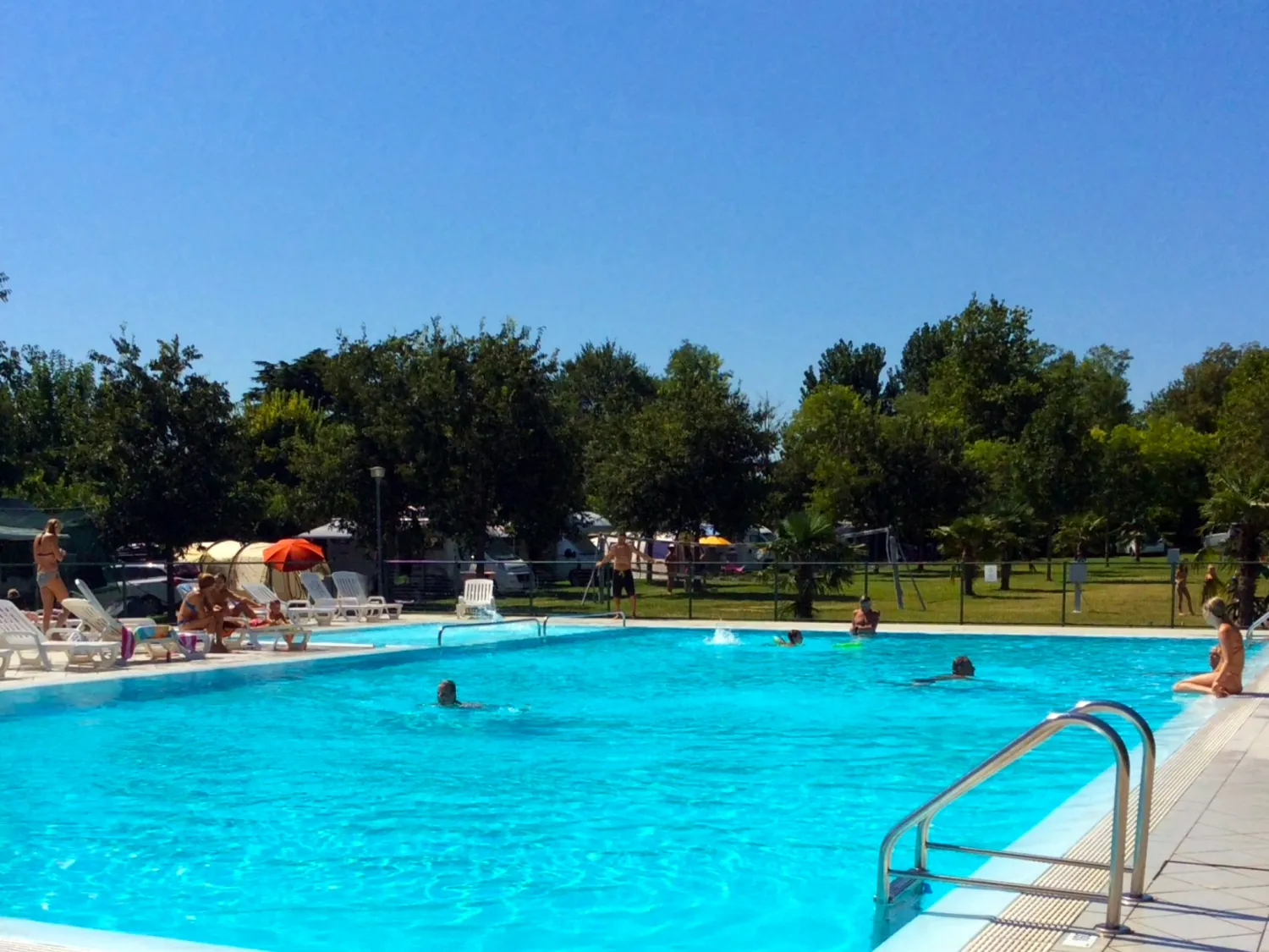 campeggio-il-faro-manerba-del-garda-chuqf