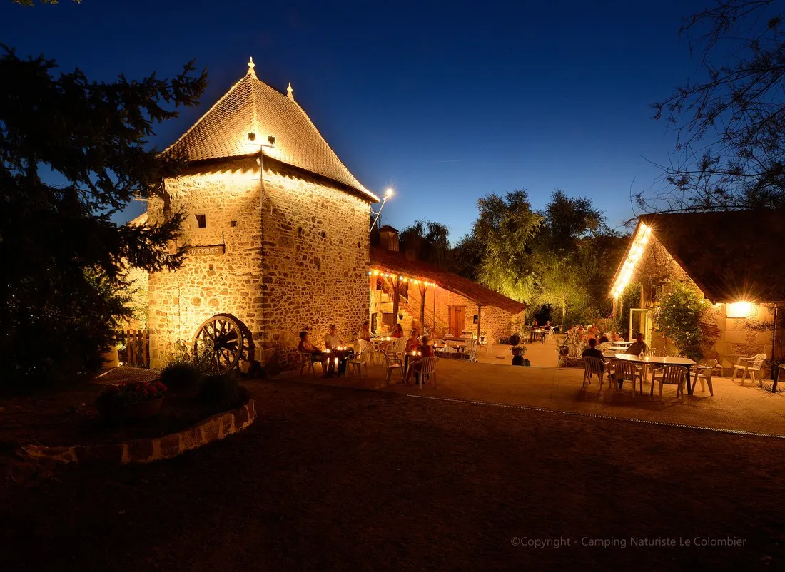 fkk-camping-le-colombier-saint-martin-lars-en-sainte-hermine-nasze