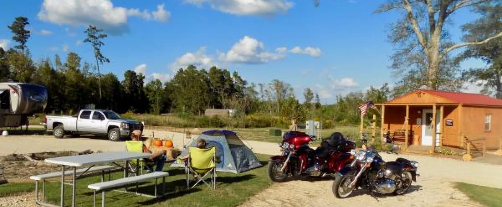 New Adventure RV Park & Horse Hotel