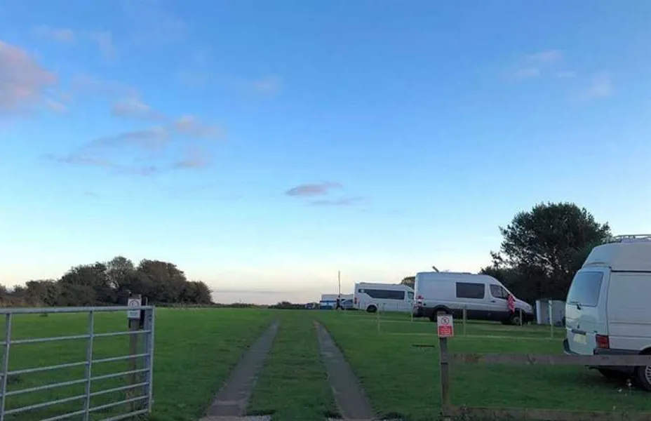 royal-standard-campsite-gwinear-hayle-pblqs