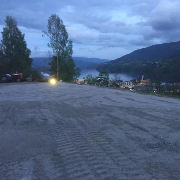 su-tinnes-bobilparkering-notodden-jsxc1